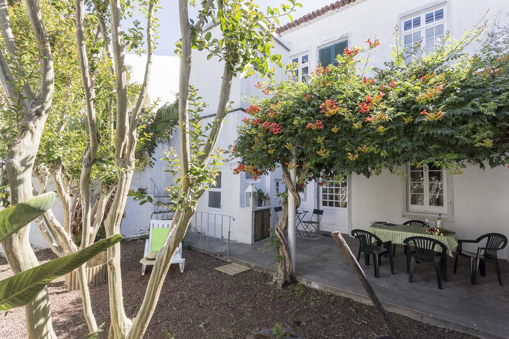 Вилла Family House Garden Понта-Делгада Номер фото